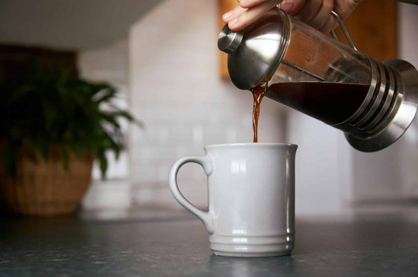 Comment sélectionner une cafetière à piston avec filtre en acier inoxydable pour un goût pur?